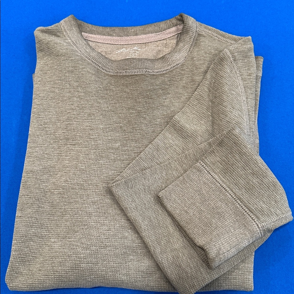 Eddie Bauer Men's Taupe Long Sleeve Top Large